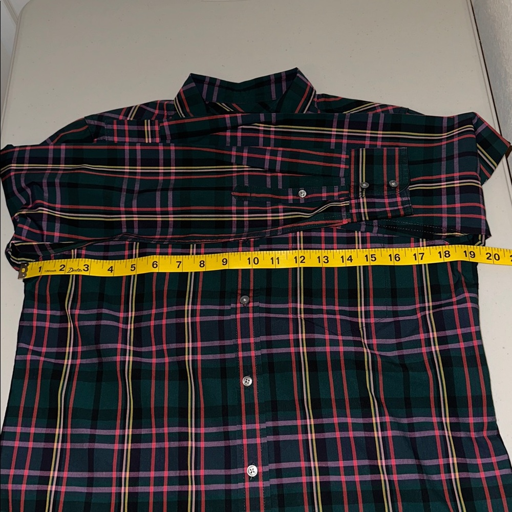 100% Cotton J. Crew Green and Red Plaid Casual Woman's Shirt Size 6. - Picture 10 of 16